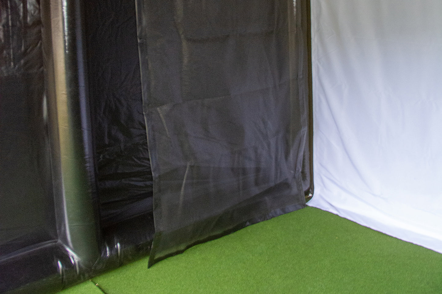 Inflatable Golf Simulator Enclosure – 12×16